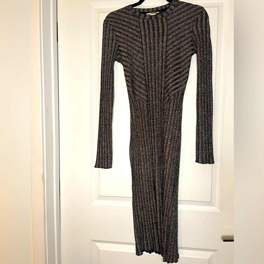 H&M Longsleeve Midi Silver Dress with Sparkles. Size Small